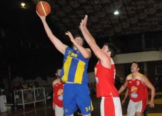 Foto de la galería: Tokio 89-Mitre 80