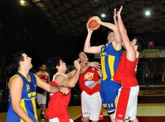 Foto de la galería: Tokio 89-Mitre 80