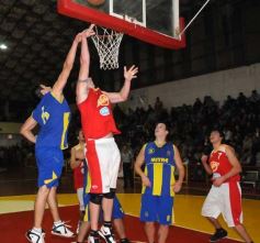 Foto de la galería: Tokio 82-Mitre 74