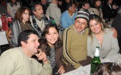 Foto de la galería: La Comunidad recibió a Joselo y Mario Bofill.-