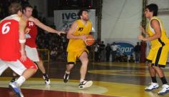 Foto de la galería: 1er.Juego-Tokio 65-Tirica 68