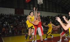 Foto de la galería: 1er.Juego-Tokio 65-Tirica 68