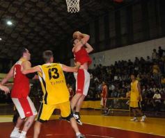 Foto de la galería: 1er.Juego-Tokio 65-Tirica 68