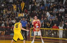 Foto de la galería: 1er.Juego-Tokio 65-Tirica 68