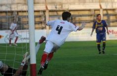 Foto de la galería: Guaraní 2-Mitre 1