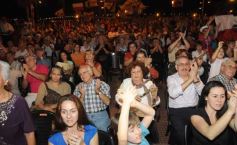 Foto de la galería: Ricardo Alfonsin en Cierre de la U:C:R: