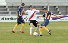 Foto de la galería: 1ra. Final-Guaraní 1-Mitre 3
