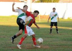 Foto de la galería: Brown 0-Papel Misionero 0