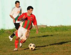 Foto de la galería: Brown 0-Papel Misionero 0