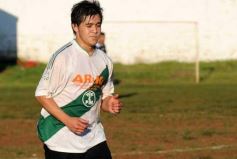 Foto de la galería: Brown 0-Papel Misionero 0