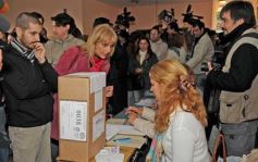 Foto de la galería: Jornada electoral en Posadas