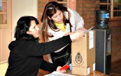Foto de la galería: Jornada electoral en Posadas