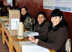 Foto de la galería: Jornada electoral en Posadas