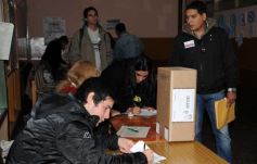 Foto de la galería: Jornada electoral en Posadas