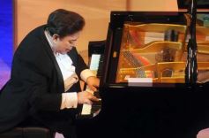 Foto de la galería: Bruno Gelber en el Teatro Lírico de Posadas