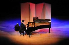 Foto de la galería: Bruno Gelber en el Teatro Lírico de Posadas