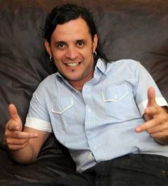 Foto de la galería: TV. Musica, Roberto Edgar en Canal12