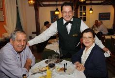 Foto de la galería: Paseo, Cena y Cumpleaños