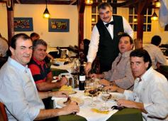 Foto de la galería: Paseo, Cena y Cumpleaños