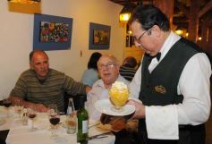 Foto de la galería: Paseo, Cena y Cumpleaños