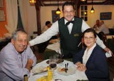 Foto de la galería: Paseo, Cena y Cumpleaños