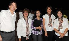 Foto de la galería: Paseo, Cena y Cumpleaños