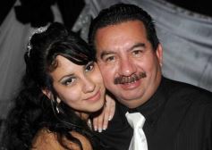 Foto de la galería: Paseo, Cena y Cumpleaños