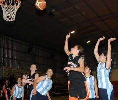 Foto de la galería: Racing 67-Yacyreta 12