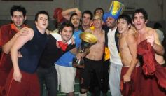 Foto de la galería: Ceriani 5-T. Tacuarí 5 (Campeón)