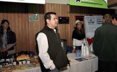 Foto de la galería: 80, Años de la estación experimental de Cerro Azul.-