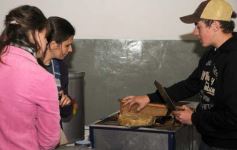 Foto de la galería: 80, Años de la estación experimental de Cerro Azul.-