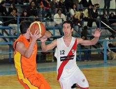 Foto de la galería: Fucion: 2 de Abril, Ch. 32-33 72-Guaraní A. Franco 65