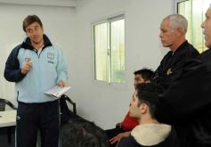 Foto de la galería: Clínica del Arbitro Internacional: Pablo Estevez.-