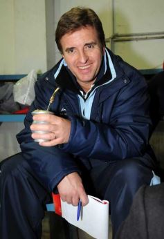 Foto de la galería: Clínica del Arbitro Internacional: Pablo Estevez.-