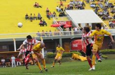 Foto de la galería: Crucero 0-9 de Julio 1