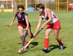 Foto de la galería: Winter Cup: Cazadores Rojo-Guaran-i Rojo