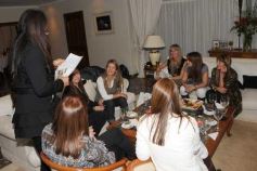 Foto de la galería: Cristina Laszeski, con amigas