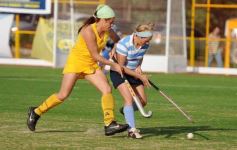 Foto de la galería: Por el 3er.Puesto-: Crucero Amarillo-Capri B.-