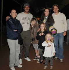 Foto de la galería: Jueves día y noche