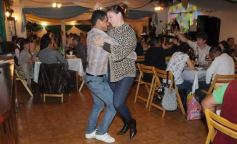 Foto de la galería: Jueves día y noche