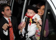 Foto de la galería: Jueves día y noche