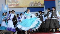 Foto de la galería: Jueves día y noche