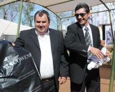 Foto de la galería: Jueves día y noche