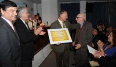 Foto de la galería: Reconocimientos a Profesionales