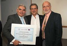 Foto de la galería: VI. Edición, Reconocimientos a Profesionales- 2011