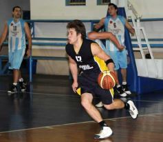 Foto de la galería: Racing 68-Coati 80