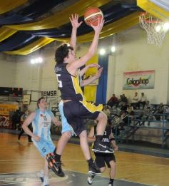 Foto de la galería: Racing 68-Coati 80