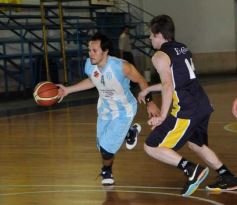 Foto de la galería: Racing 68-Coati 80