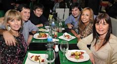 Foto de la galería: Cena y Teatro en Posadas