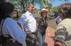 Foto de la galería: Ricardo Montaner, visita a Verónica y Carlos Nosiglia de Posadas